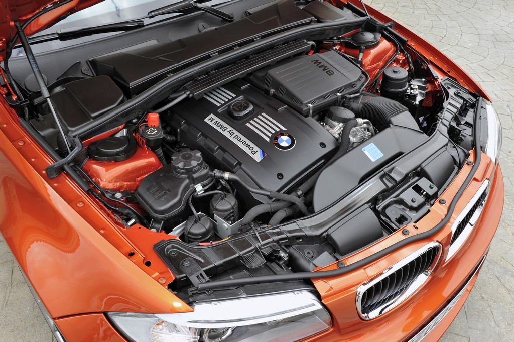 Die im BMW 1er M Coup eingesetzte M TwinPower Turbo Technologie besteht aus